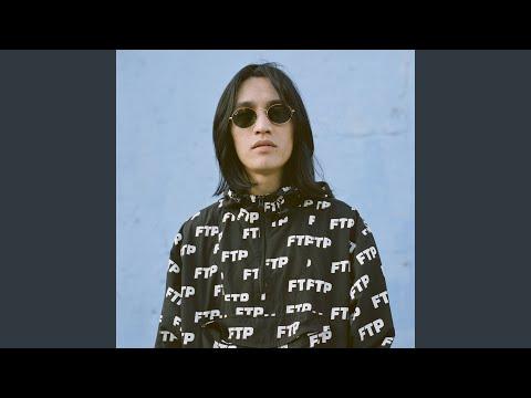 Putar Stay Calm - Eyedress