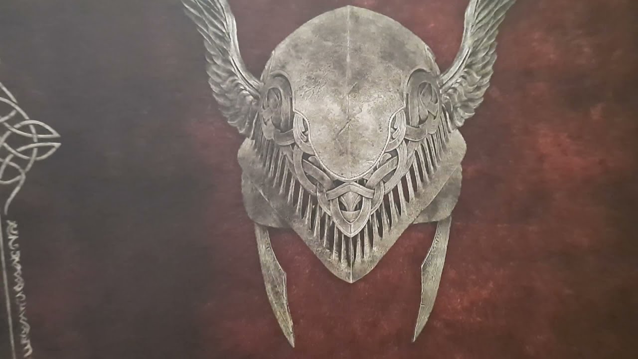 Elden Ring Premium collector's helmet. Quick unboxing.