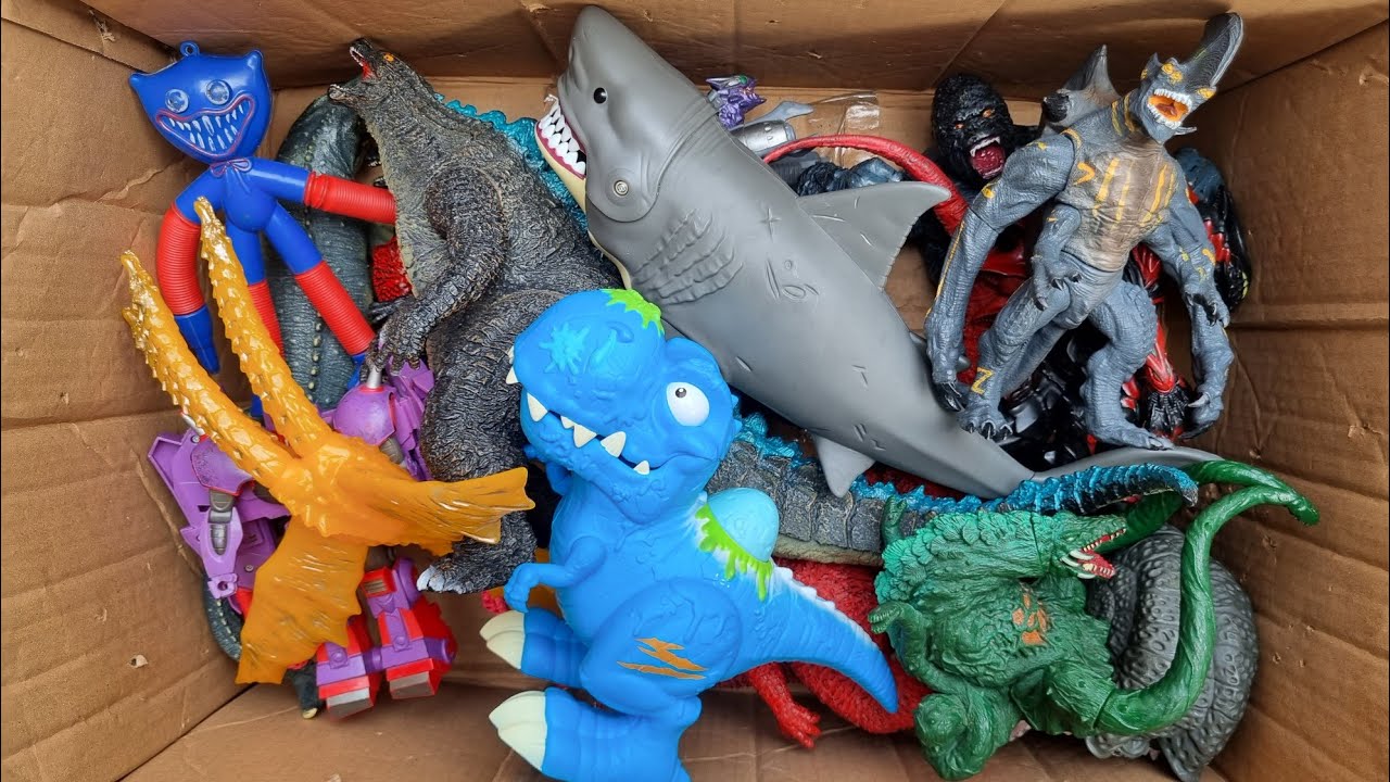 Hunting found Ice Rex, King Ghidorah, TRex, Raptor, Biollante, Skibidi