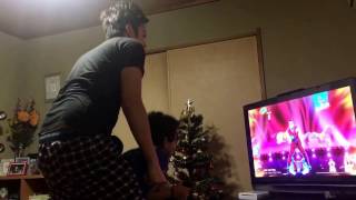 Just dance (WII U) Diego (meu irmão ) e Kevin( meu filho) -Gangnam style