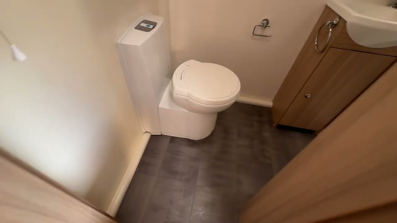 2021 Bailey Phoenix 440 + Walkaround