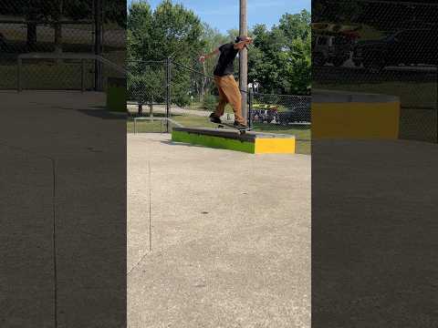 Nollie Shuvit 