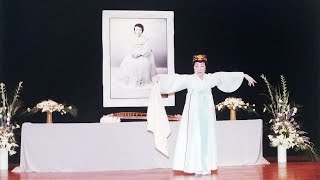 이매방 명무 ‘살풀이춤’(구음:김소희) 1996년 공연 Maebang Lee: Sal-puli dance(K…