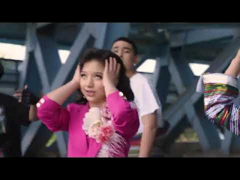 Beata - latviyalik porno aktrisa.