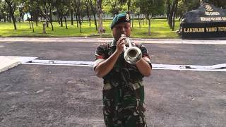 Terompet mars kostrad versi praka catur