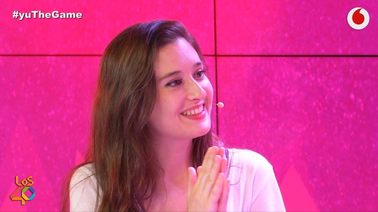 Qué pasaría si Victoria Martín (aka Chica Fitness) fuese reina #yuTheGame