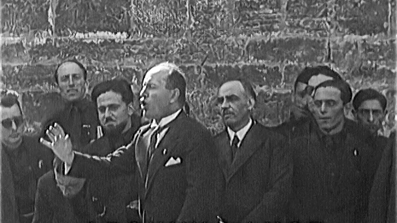 Mussolini visita a Perugia | Duce (1926)