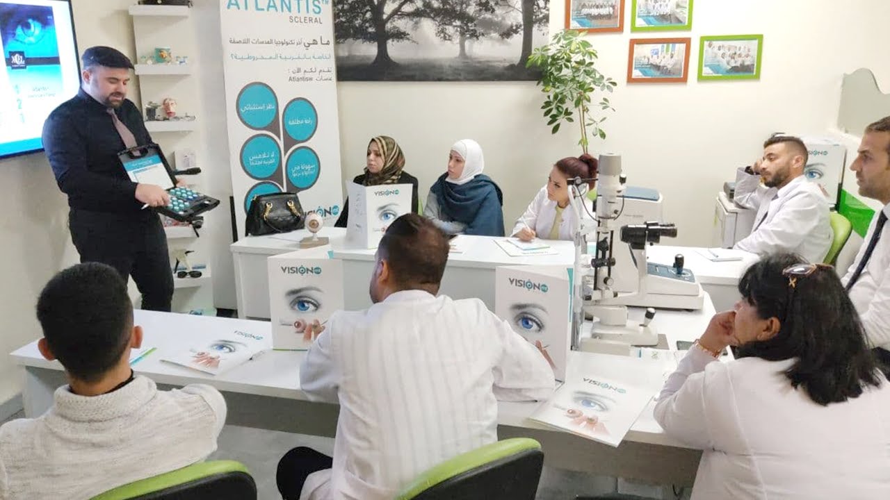 تدريب العدسات الصلبوية Scleral Contact Lens