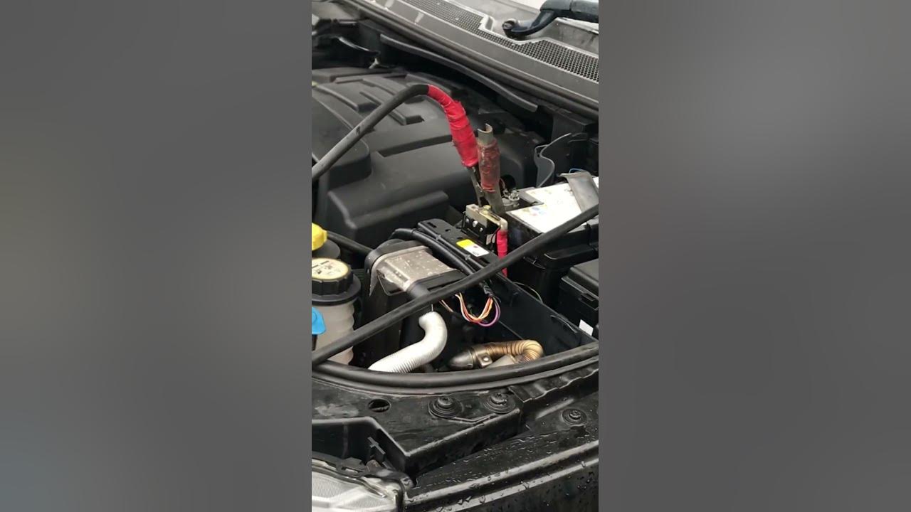Land Rover Discovery - Startup and loud knocking engine #engine #disco