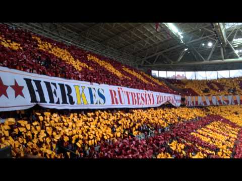 Galatasaray - Beşiktaş / Herkes Rütbesini Bilecek Koreografisi (Tribün Çekimi)