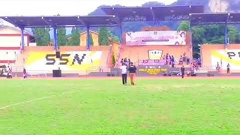 Each side 4pcs Admark single 12 inch active. #Linearray #proaudio #dj #loudspeaker #audio