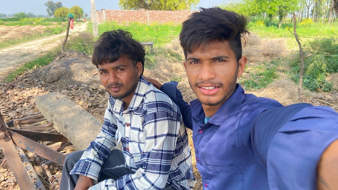 mera dost bahar se Gao me agya 🥰