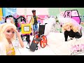 Barbie oyunları. Barbie'nin hastası hastane odasını otel odasına çeviriyor. Barbie videoları