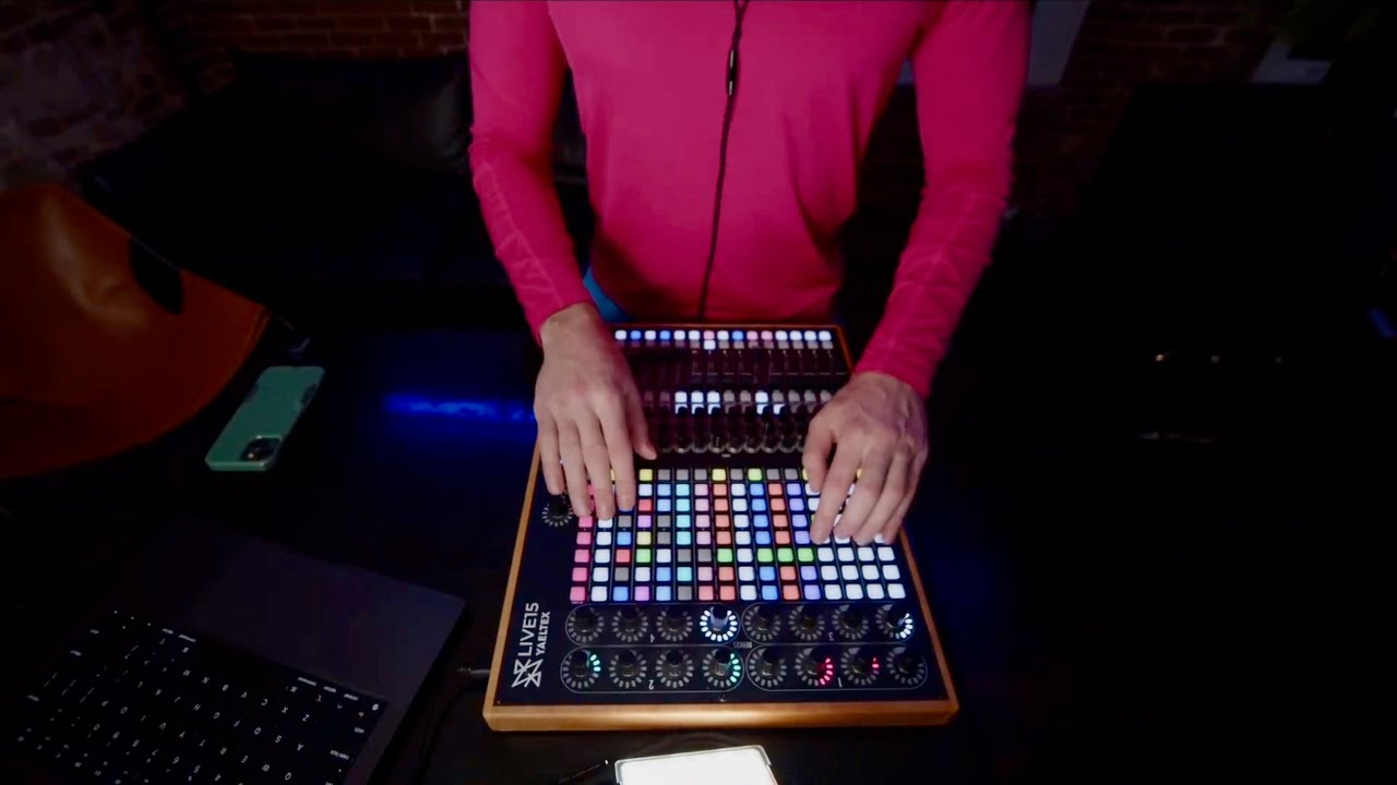 monday nite techno house jam session in ableton