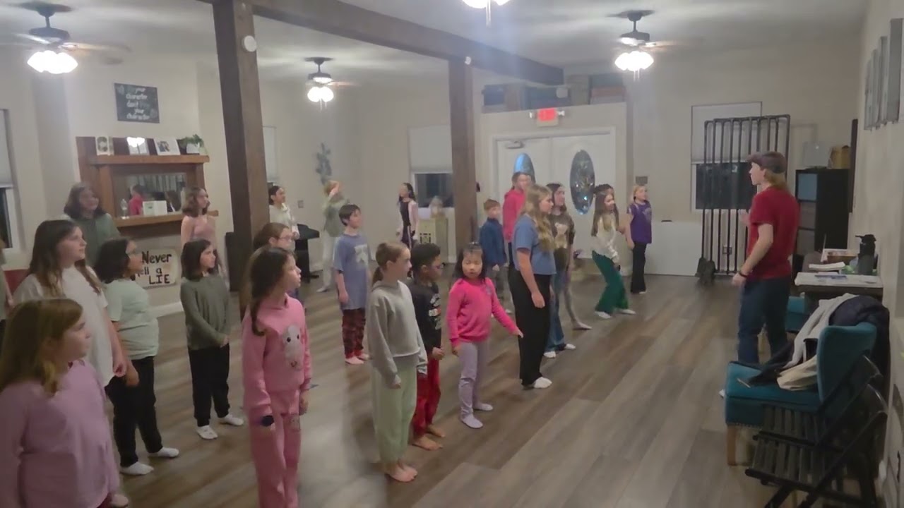 Finale, Rehearsal 2/9