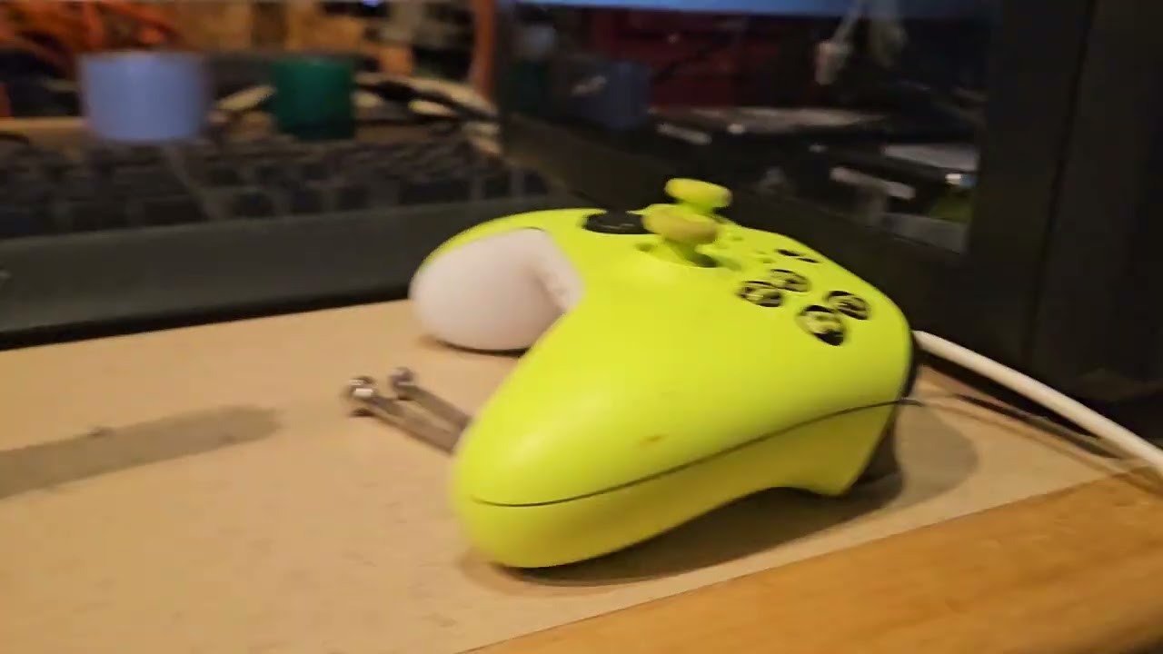 Corsair carbide air 450 tower w i7-4790 and asus z97 sabertooth mb. Logitec g213 keyboard messing up