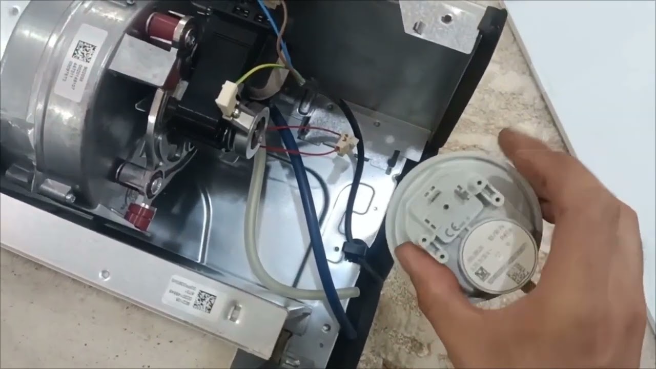 Partie 04 démontage pièces chaudière saunier Duval تفكيك قطع شوديار سوني دوفال