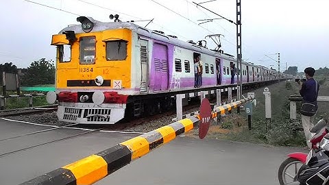 Shiny Colourful 12 Coach Speedy Howrah-Katwa EMU Local Train Skip Between Railgate | Eastern Railway