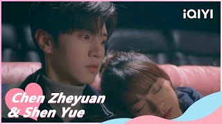 Nan Xing Rests on Wudi's Shoulders During a Movie | Mr. Bad EP11 | iQIYI Romance