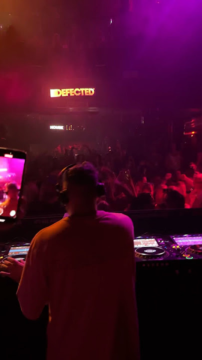 Darius Syrossian & Jena dropping some good vibes today.. new track: ‘E-Soul’ 😎