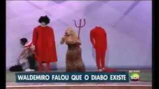 Mulher Canta O Diabo É Corno E Deixa Seios A Mostra Ao Vivo Programa Do Ratinho