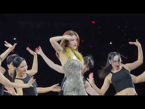TWICE (트와이스) - Move Like That (Momo (모모) Solo)  Live in Washington, DC 20260213  (Day 1)