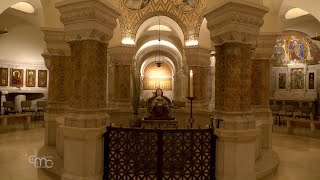 Church of Dormitio Marie: Mary image of the Church - On the steps of Mary (1/4)