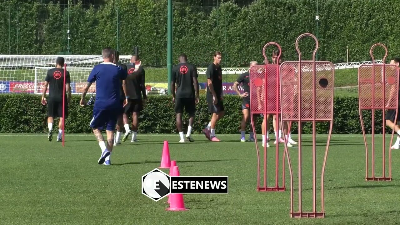 Ajax-Inter, l'allenamento completo della squadra di Chivu