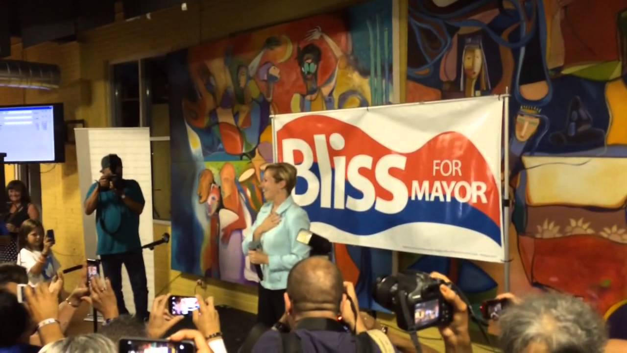 Rosalynn Bliss introduced as Grand Rapids mayor-elect