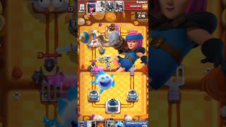 Outnumbered but NOT outplayed! #ClashRoyale #BigBrainDefense