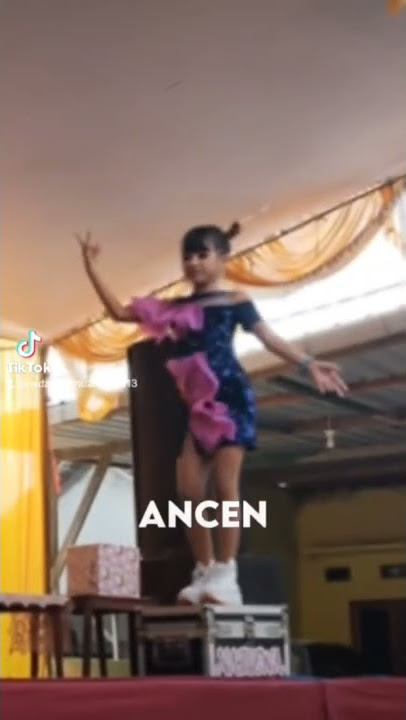 CUA ZANETA TARI ULAR PENYANYI CILIK