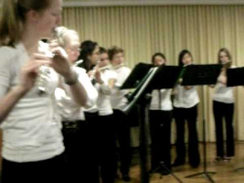 Penny Fischer's flute students at Glacier Hills, Ann Arbor, 12-18-09 -- Carol of the Bells