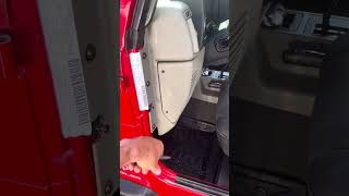 Jeep wrangler TJ doors off, dome light off