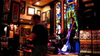 20110228 - Deluka - Your Name on my Lips - Live at Hard Rock Cafe, Philadelphia, PA