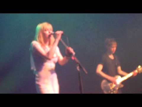 Hole (Courtney Love) performing Gold Dust Woman li...