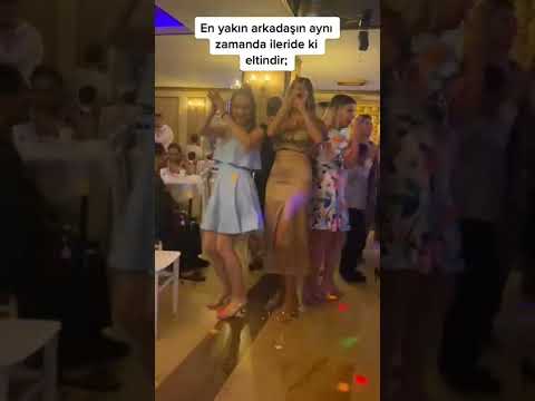 iki elti yanyana😀
