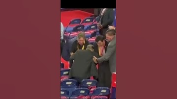 Rudy Giuliani Falls on Stage at RNC Day 2