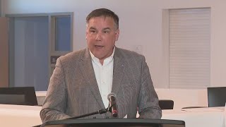 Columbus invests $1M to expand non-police crisis response program with new team, therapy dog