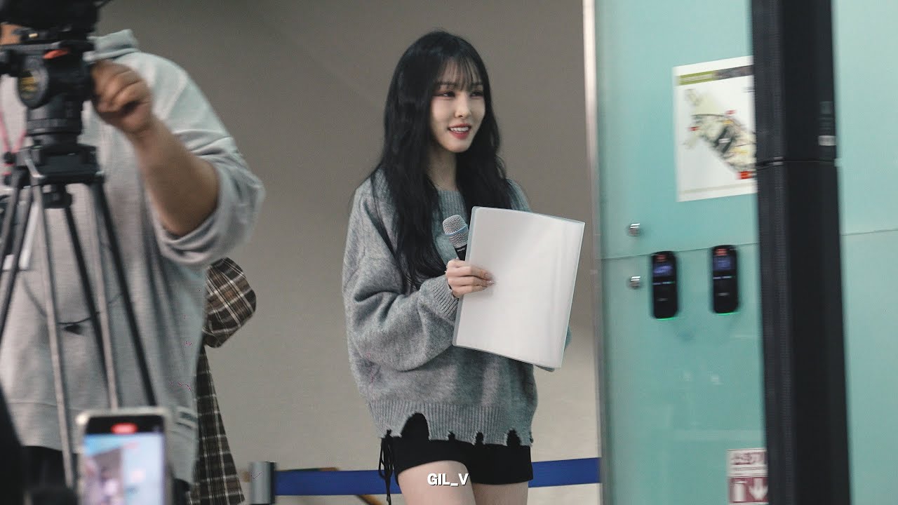 251210 유주(Yuju) - 피크닉 라이브 소풍 출퇴근&녹화 촬영전후 직캠(Fancam) By.GIL_V