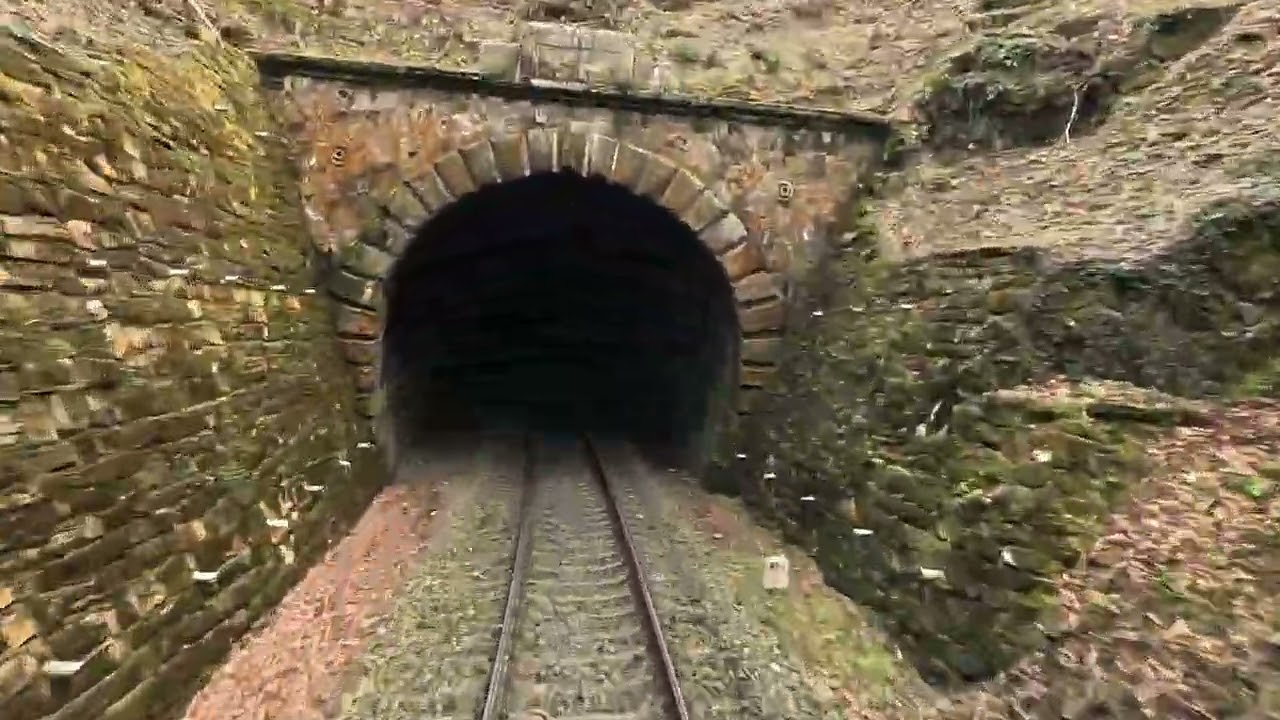 Trutnov  -  Hradec Králové