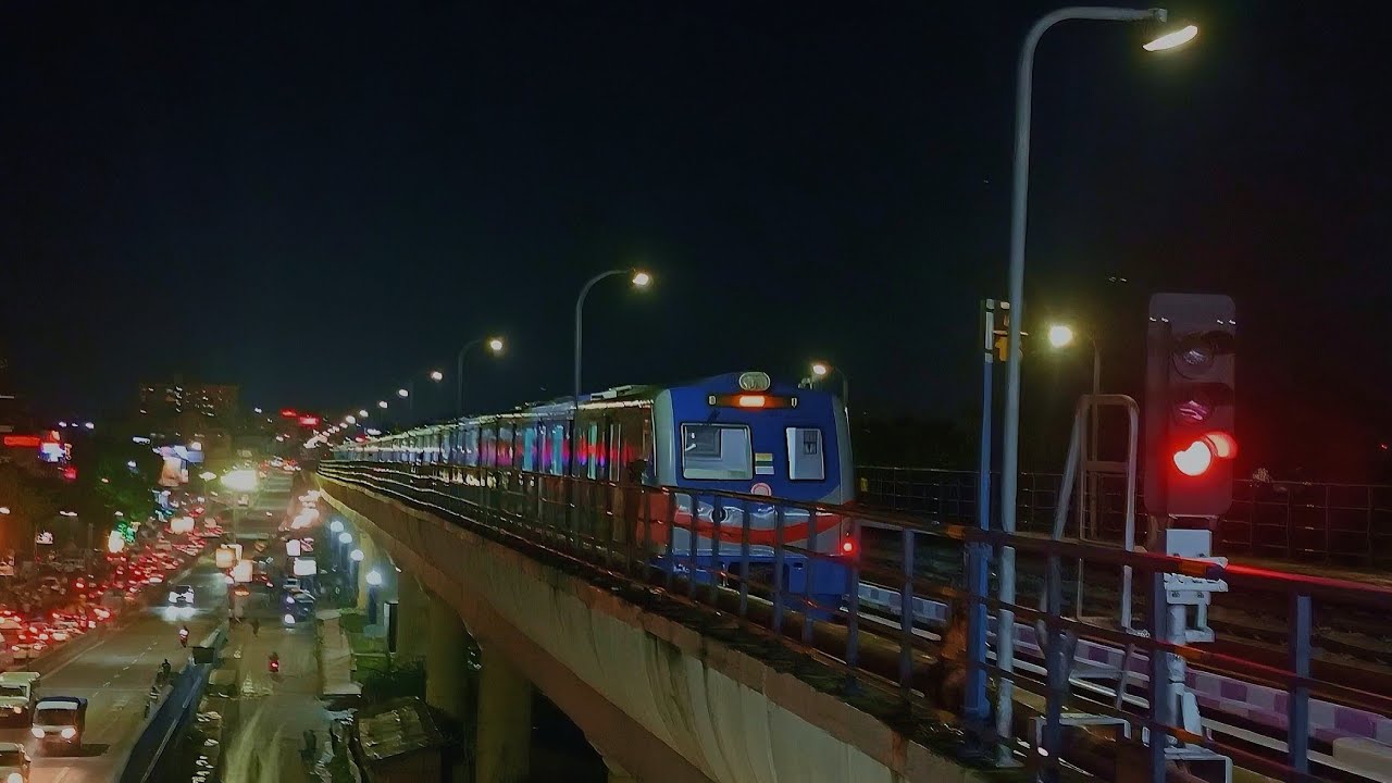 Kolkata Metro Purple Line, ICF Medha rake departs from Majherhat ...
