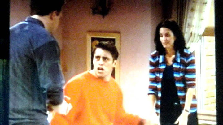 Friends-joe découvre que monica et chandler...