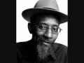 Linton kwesi johnson  fite dem back