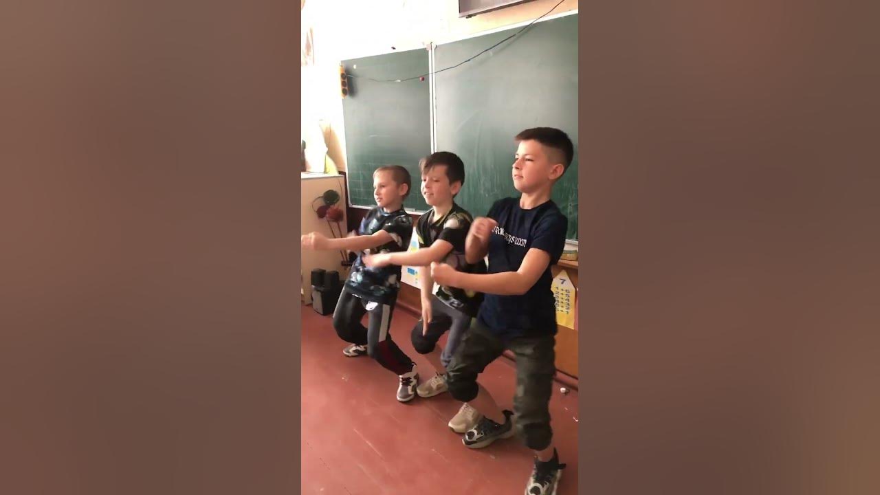 Мої однокласники😂🤣 - YouTube