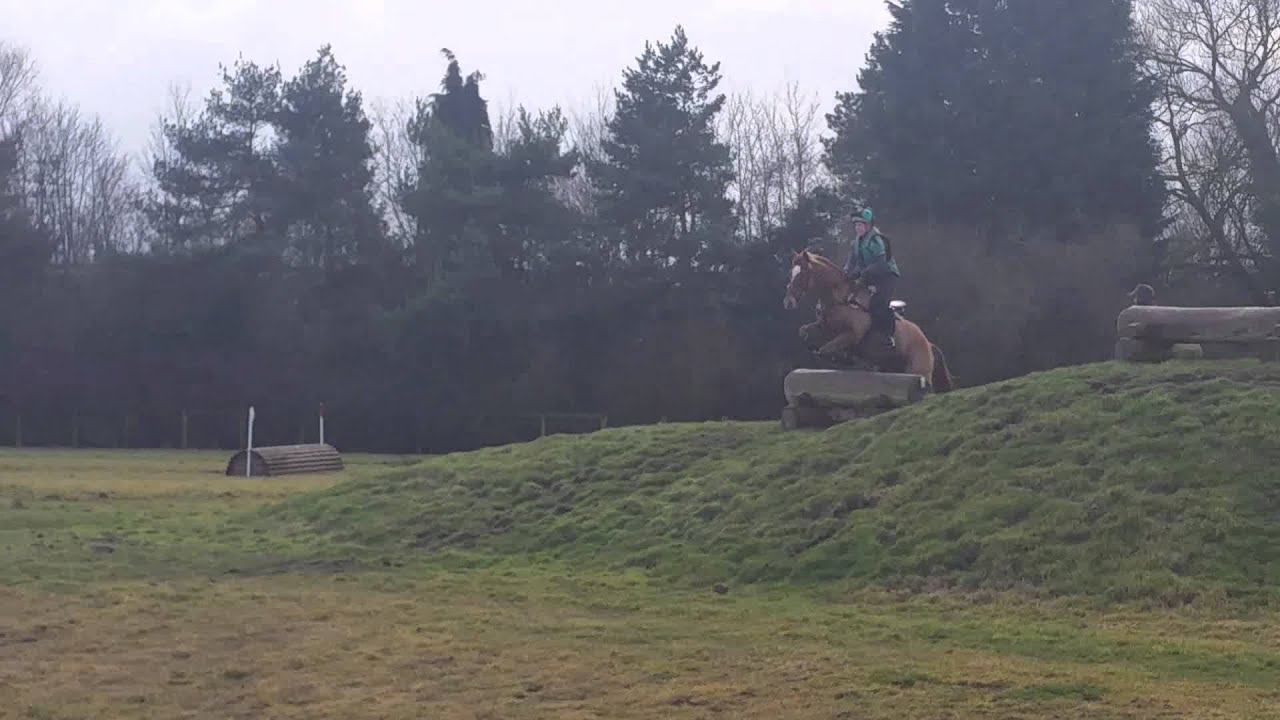 Logs on mounds. Attington XC. 140215 YouTube