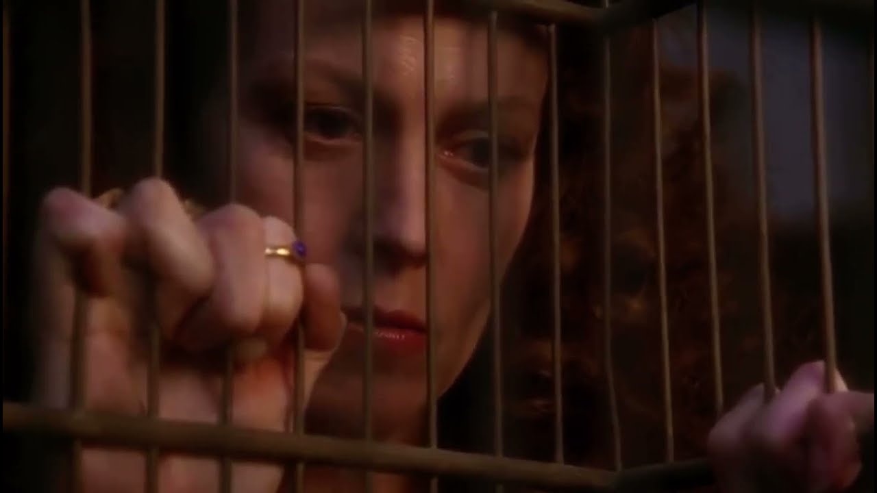 Snow White: A Tale of Terror (1997) - Give Me Your Eyes 🐦‍⬛