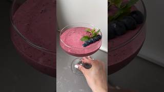 Smoothie with Red Berries, Mint and Greek Yoghurt #smoothie #healthyrecipes  #smoothierecipes #mint