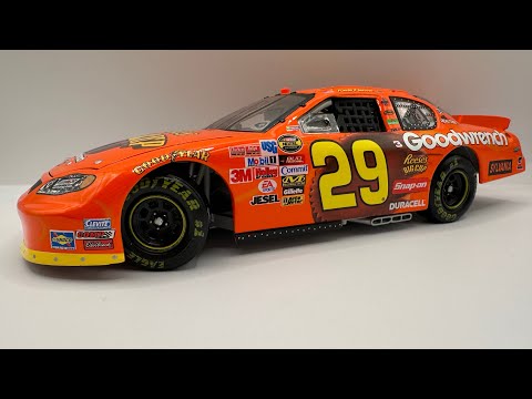 NASCAR 1/24 #29 Reese’s Review: 2005 Kevin Harvick #29 Reese's Big Cup/Goodwrench Chevy