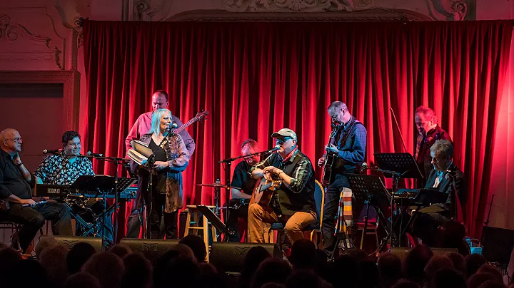 TRADER HORNE at Bush Hall 29th November 2015