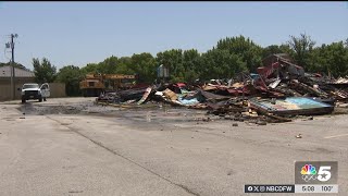 Owners of an Arlington restaurant say they will rebuild